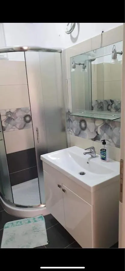 Marjola Apartments Sarande
