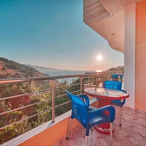 Mirror Ksamil - Zervo Apartmanhotel